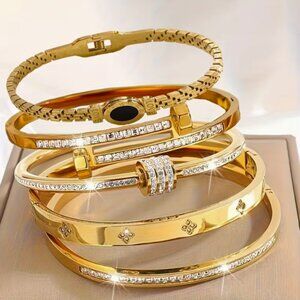 5pcs Set Elegant & Fashionable18k Gold Plated Stainless Steel Bracelet
